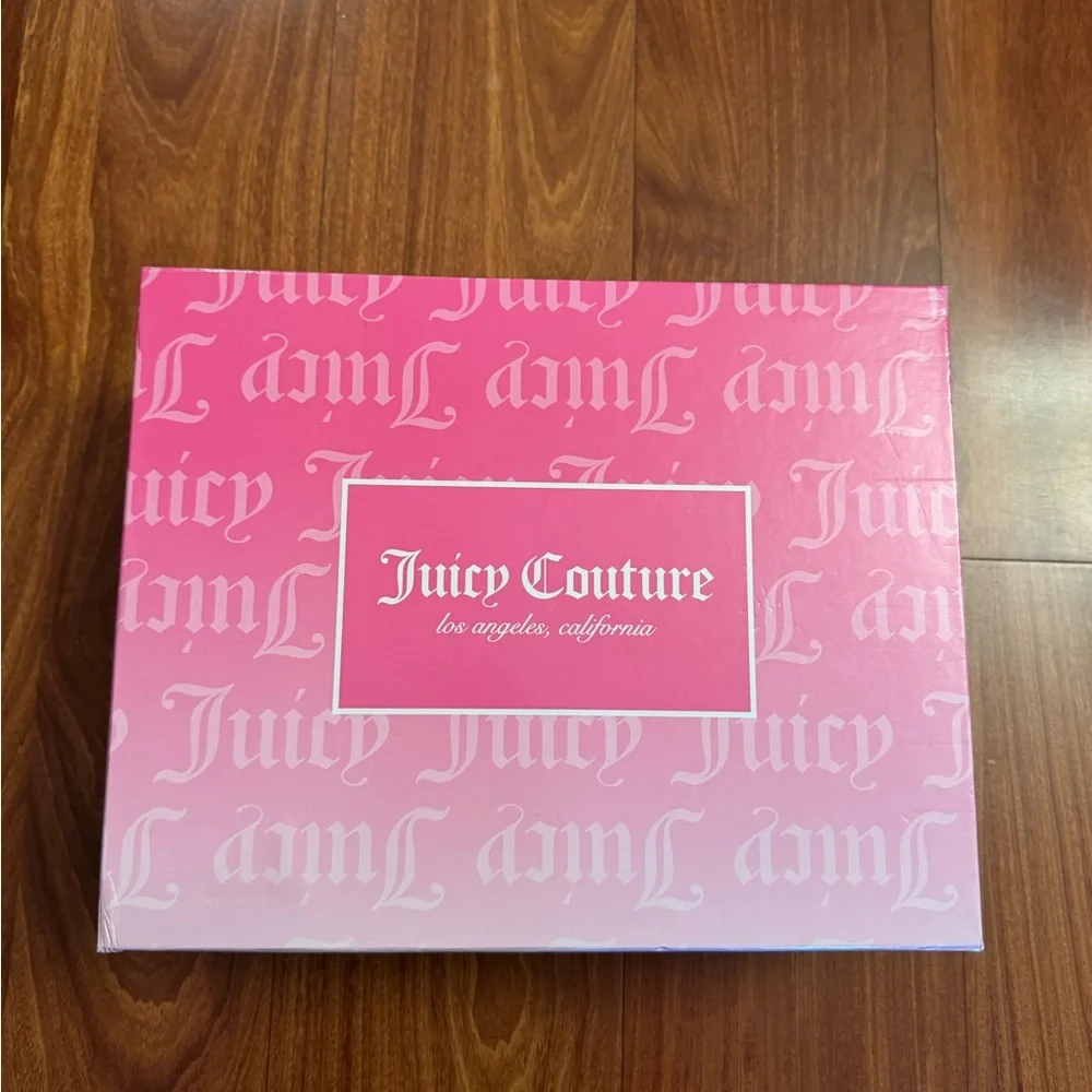 Juicy Couture Pink Free Love Mini Tote & Barrel Coin Purse Set